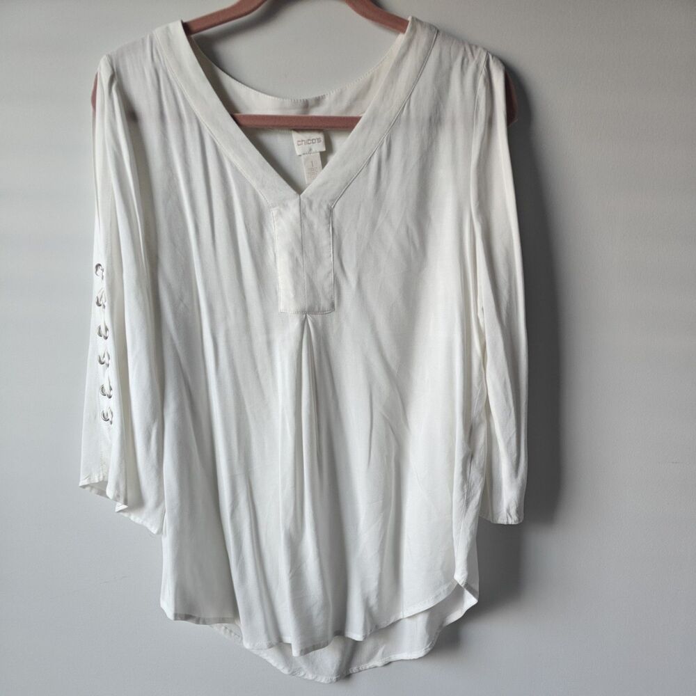Chico's Women's Off-White Soft Lace-Up Sleeve Top Size 1
